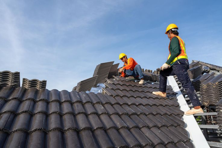 Common Mistakes To Avoid When Choosing Roofing Services